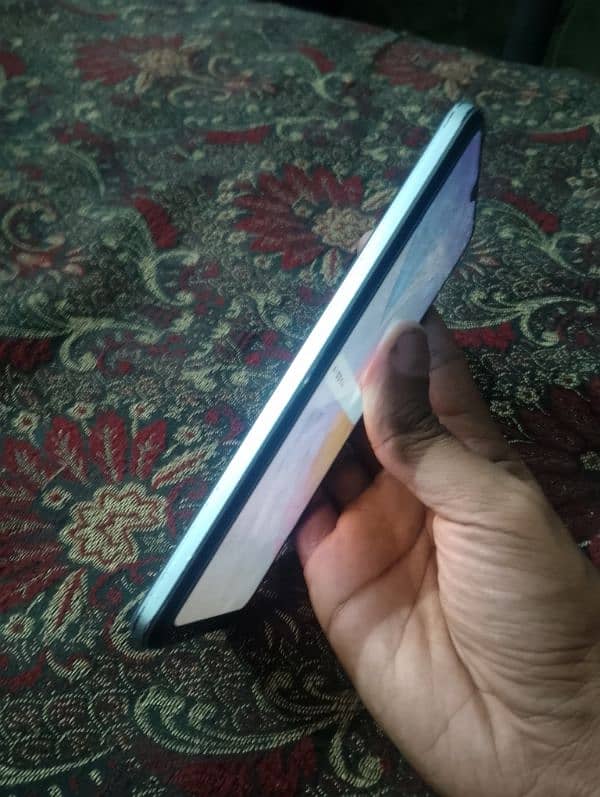 vivo y21 4/64GB 3