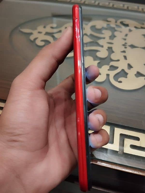 Vivo 6 128 all ok with pouch 3