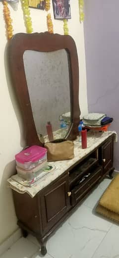 Dressing Table For sale