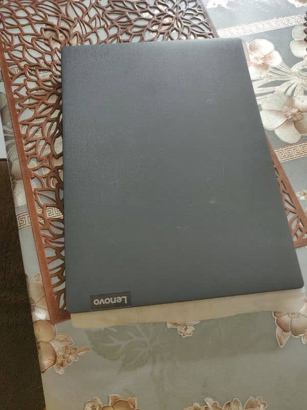 Lenovo laptop 0