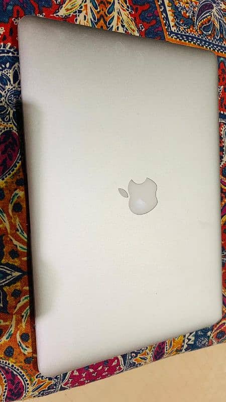 MacBook Air Early 2015 3