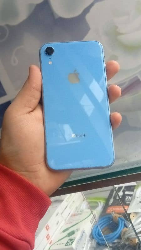 i phone xr 64gb non PTA 0