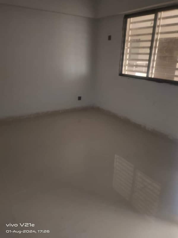 City tower 3 bed dd flat for rent 13