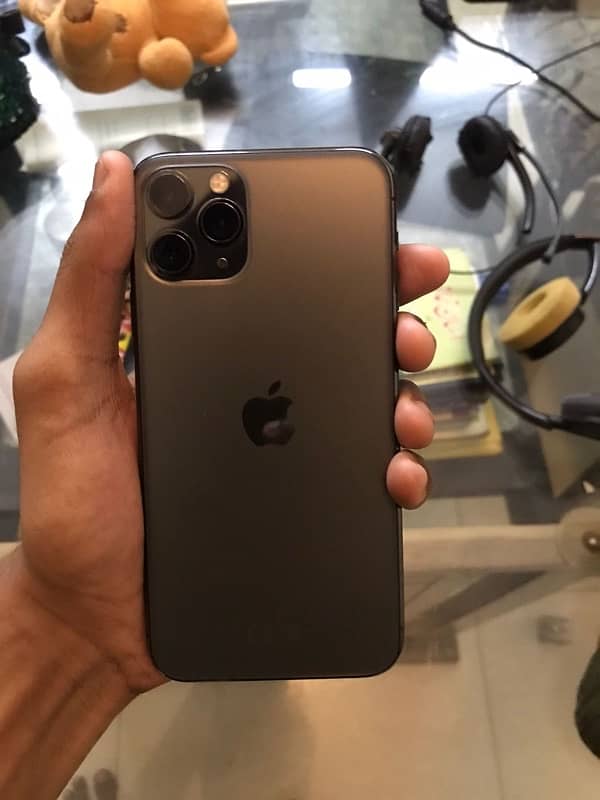 iPhone 11 Pro 0