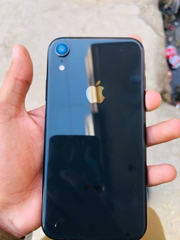 iPhone xr 1