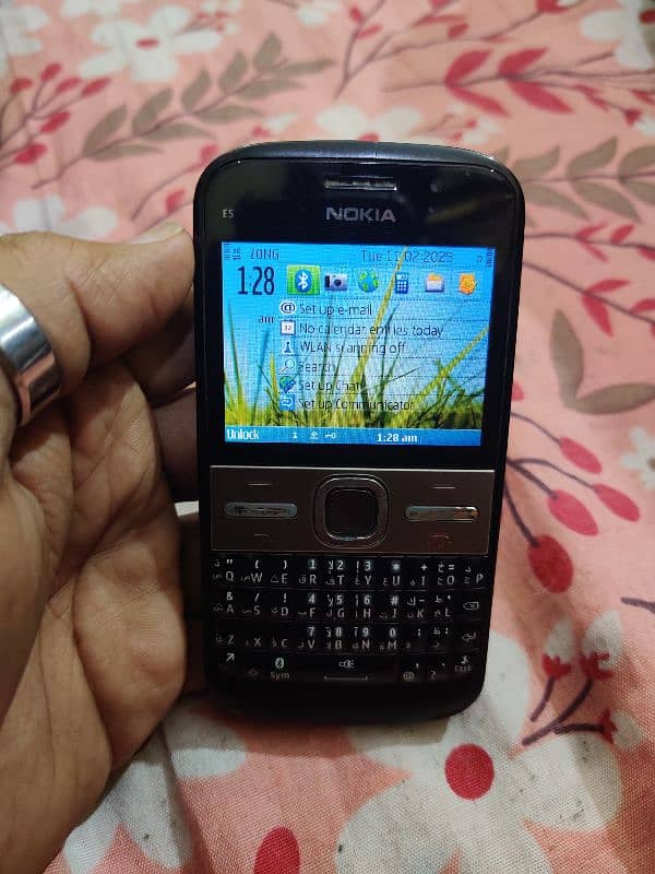 Nokia E5 4