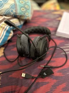 Corsair Hs60 pro surround Headphones For sale