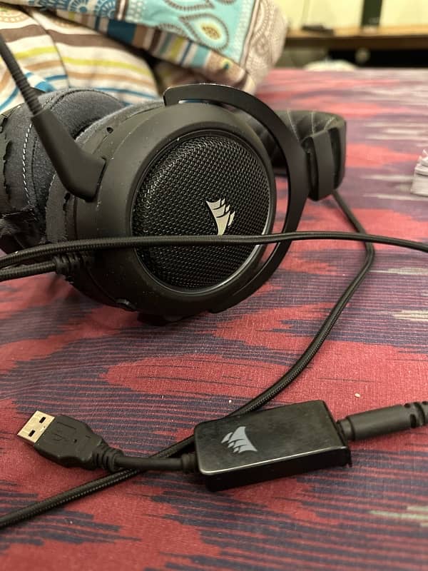 Corsair Hs60 pro surround Headphones For sale 2