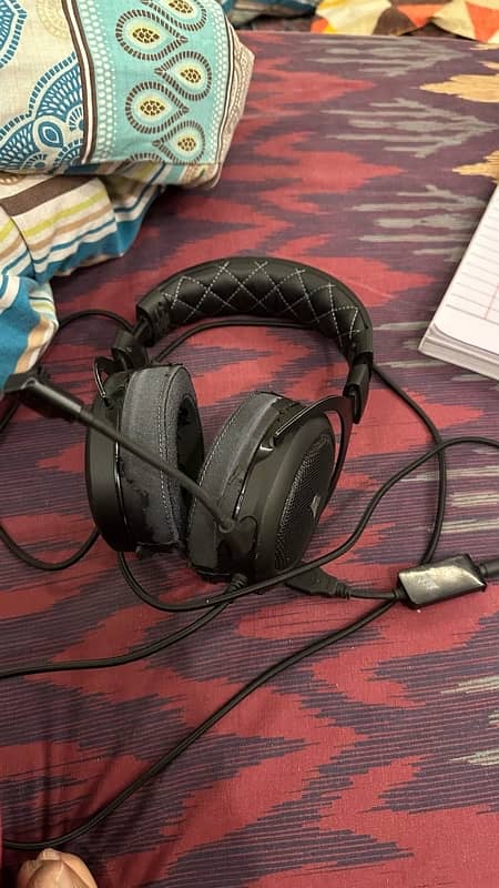 Corsair Hs60 pro surround Headphones For sale 4