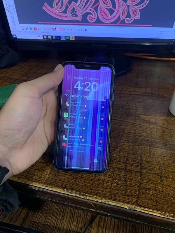 iphone 11 urgently sale 5