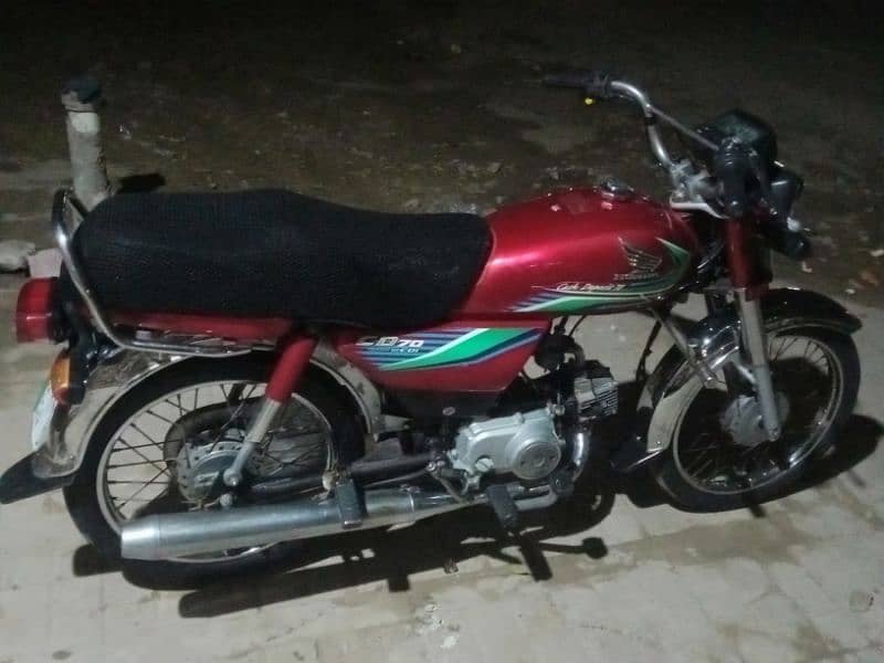 Honda 70 cc 10 by l0 condition urgent sale 3