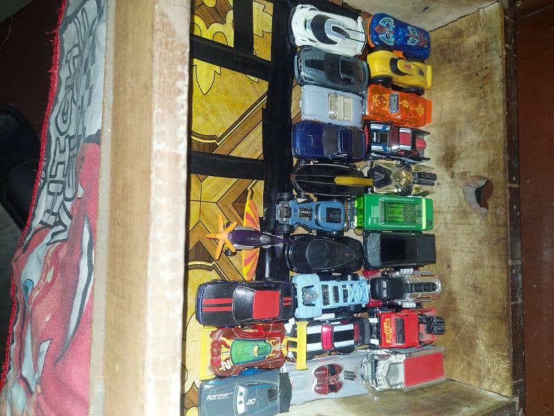 hot wheels cars and kinsmart cars limited edition 4