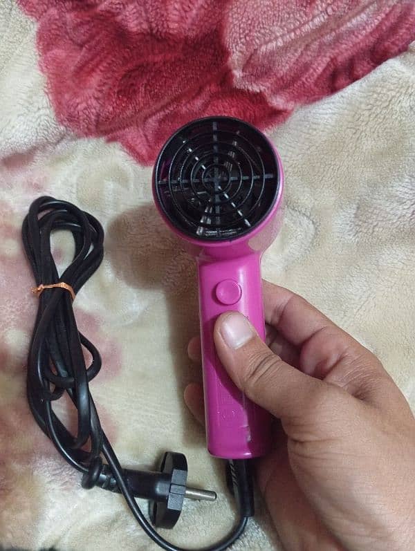 Portable Hair dryer 2