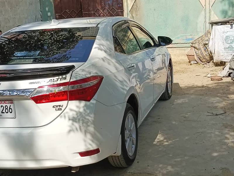 Toyota Altis Grande 2017 1