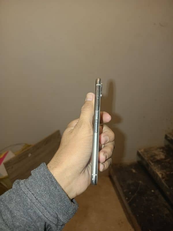 iPhone x 64 Non Pta see detail 2