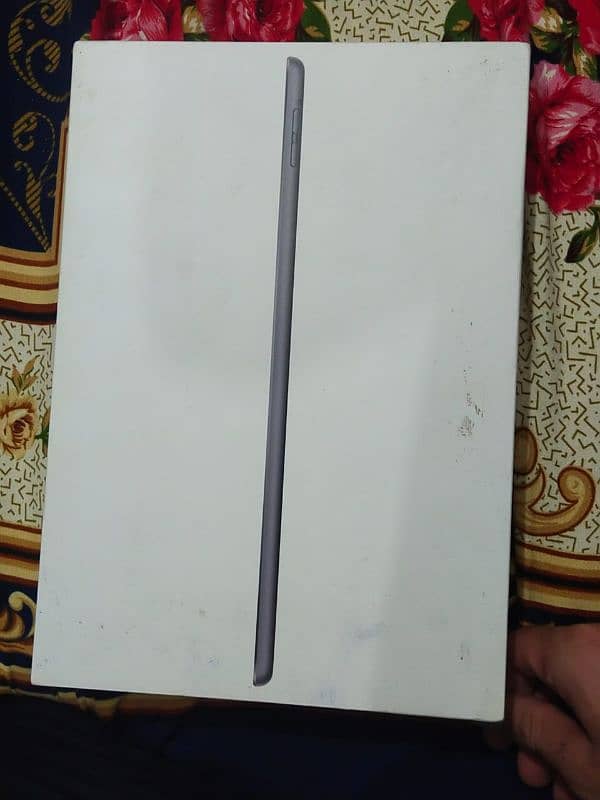 ipad 9 generation with box 50k final 0