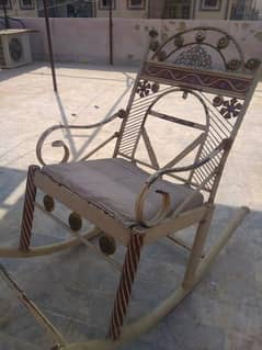 THIS IS IRON CHAIR