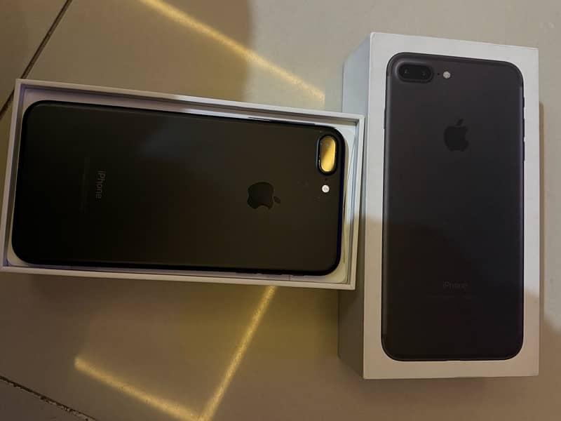 i phone 7plus 256GB PTA approved 4