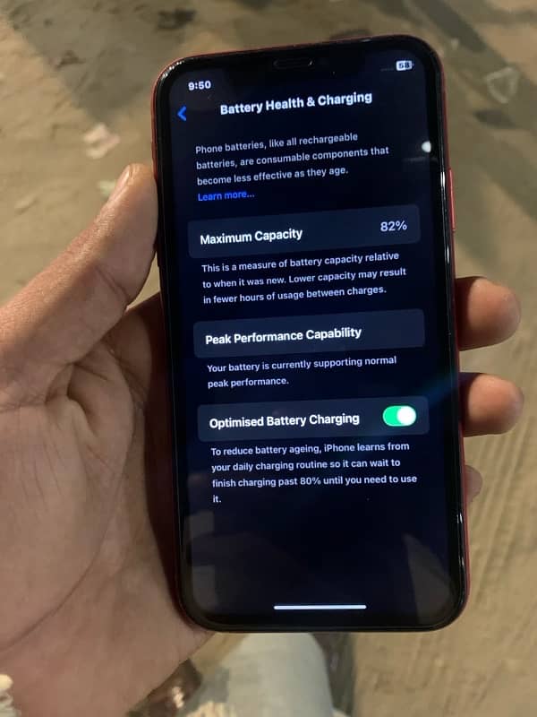 iphone xr 128 gb 82 battry health all okay back p sheet lagi hoi ha 4