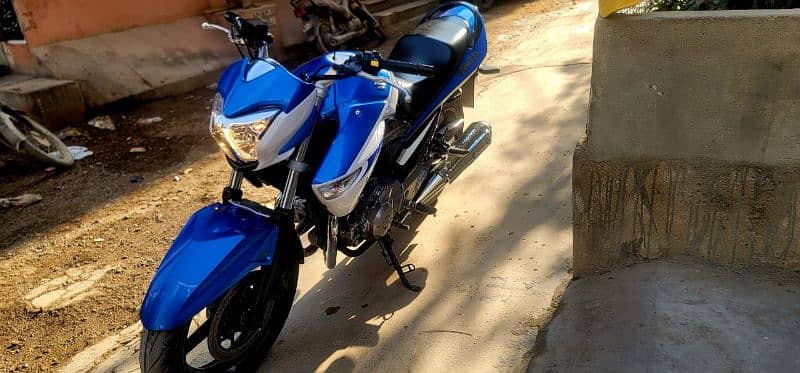 Suzuki inazuma 250 like new 2