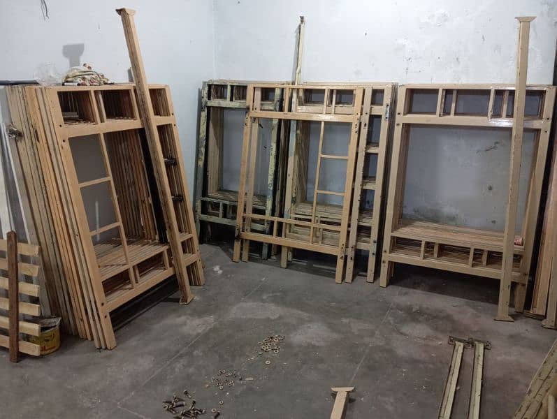 lohay k bnay huay bunk bed urgent for sale 1