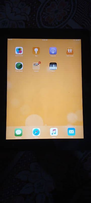 ipad apple exchange  good condition 5