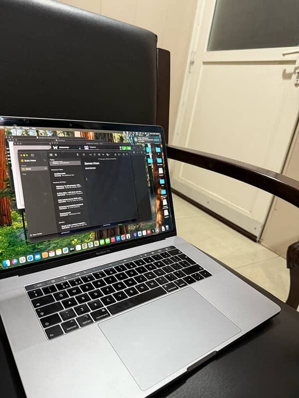 MacBook Pro 2018 16/512 SSD 1