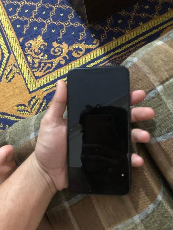 iPhone xs max 64 gb jv pta approved 4