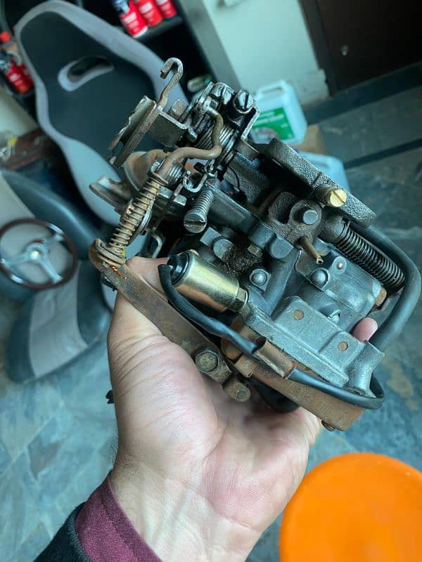 1982 Corolla GENUINE AISAN Carburetor 2