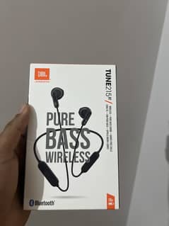 JBL TUNE 215 BT. NEW AND UNOPENED