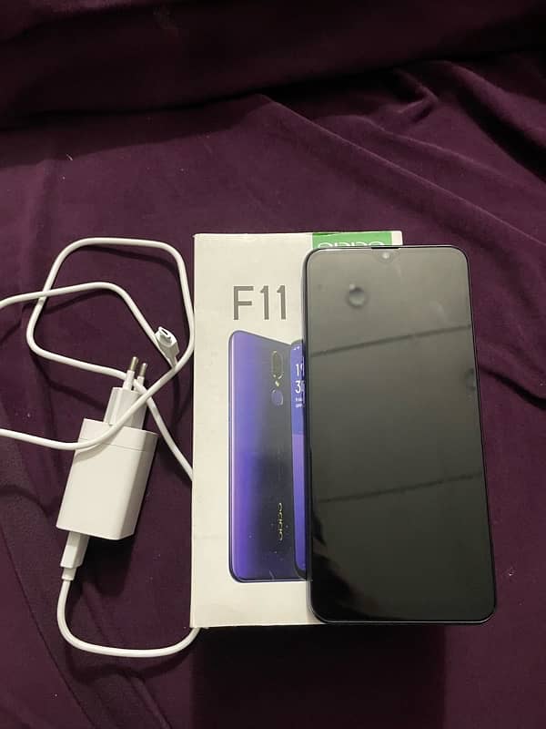 Oppo f11 8/256GB 4