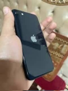 i phone SE 2022