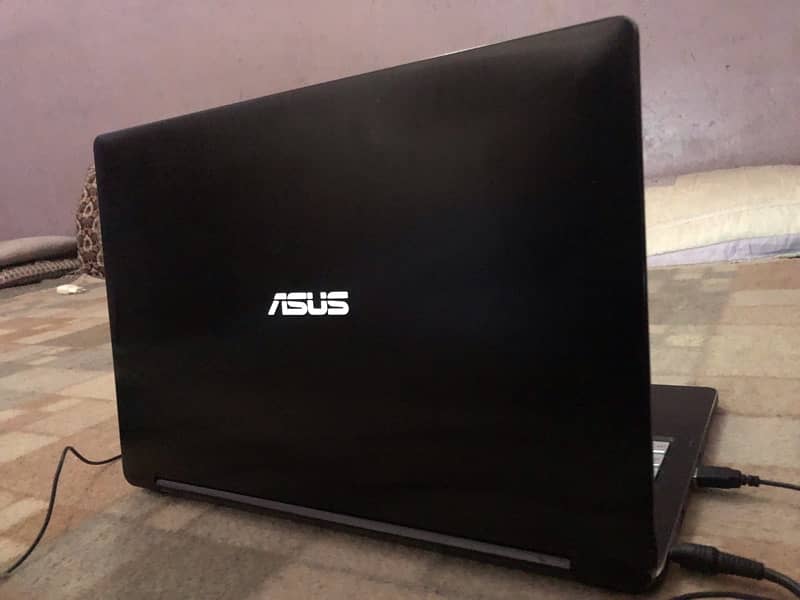 Asus i7 4th GAMING LAPTOP 12