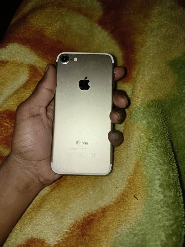 iPhone 7bypss 32 gb 1