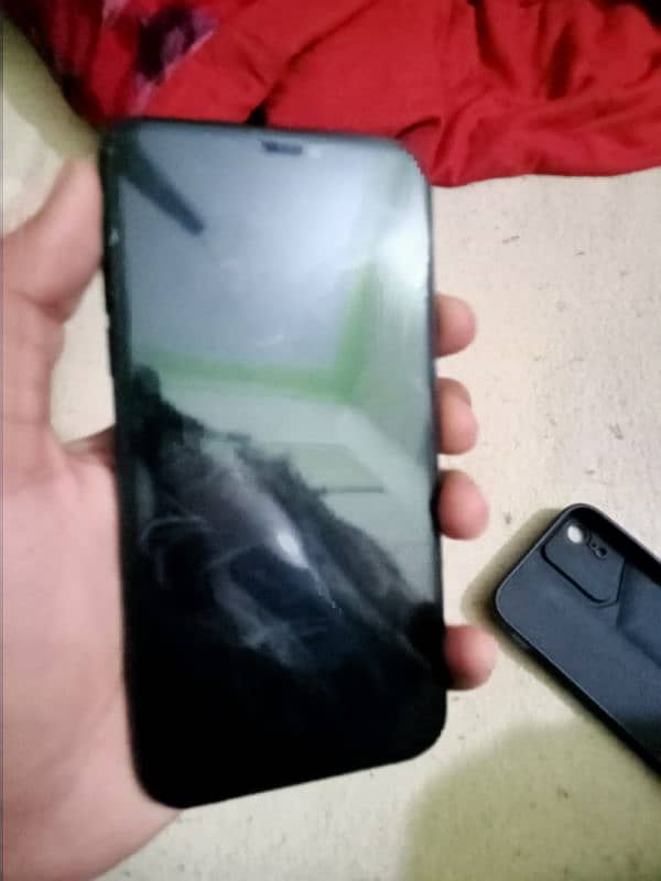 Iphone XR Non PTA 5