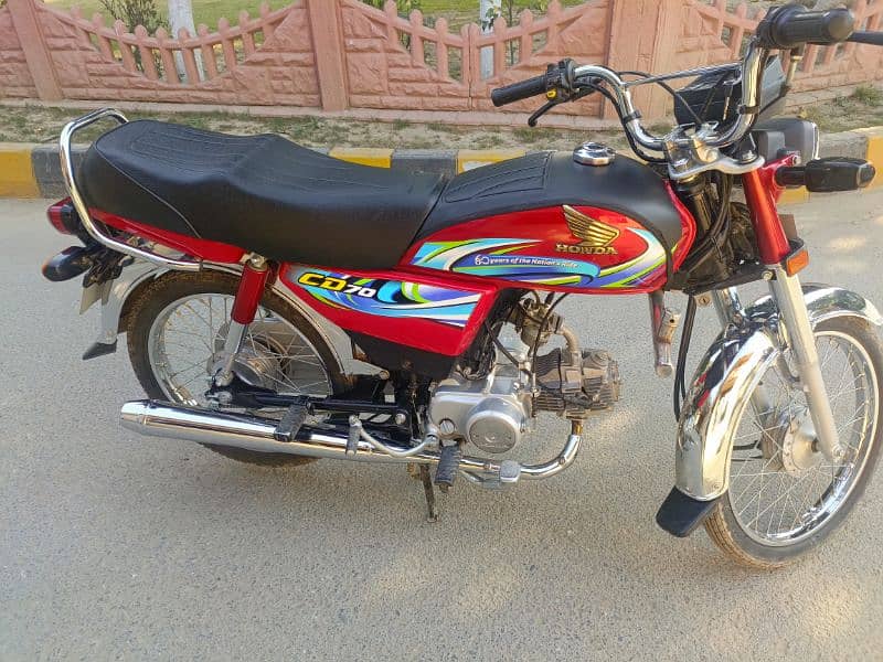 HONDA CD 70 2024 8