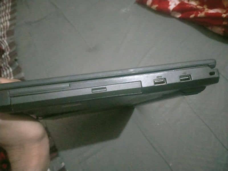 Hp EliteBook 8570w workstation 4GB Graphich card Most Powerful Laptop 2