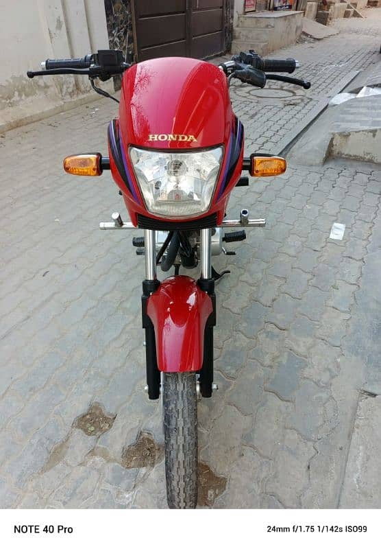 2015 Model Deluxe 125 In Mint Condition 9