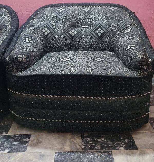 3 seater, 2 seater and 1 seater sofa with sofa cover. 2