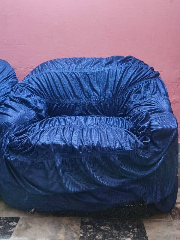 3 seater, 2 seater and 1 seater sofa with sofa cover. 3