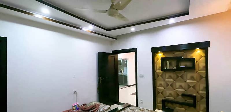 20 Marla Double-Storey House For Sale In Johar Town Phase 2, Block H1 - Demand: 8 Crore 18