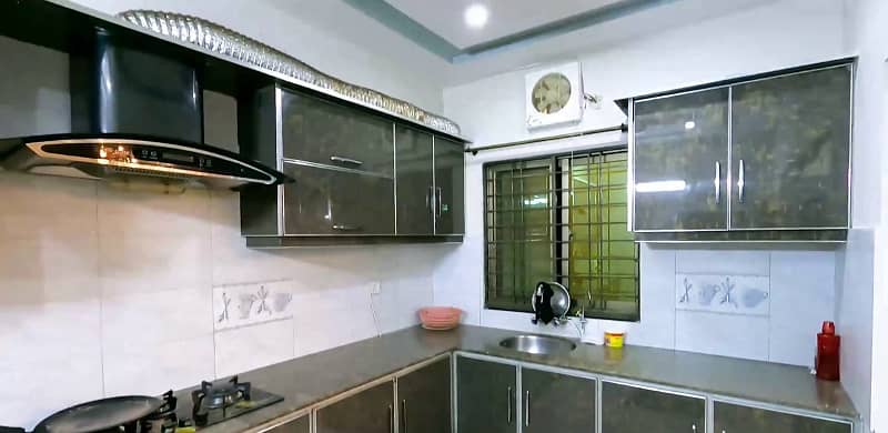 20 Marla Double-Storey House For Sale In Johar Town Phase 2, Block H1 - Demand: 8 Crore 29