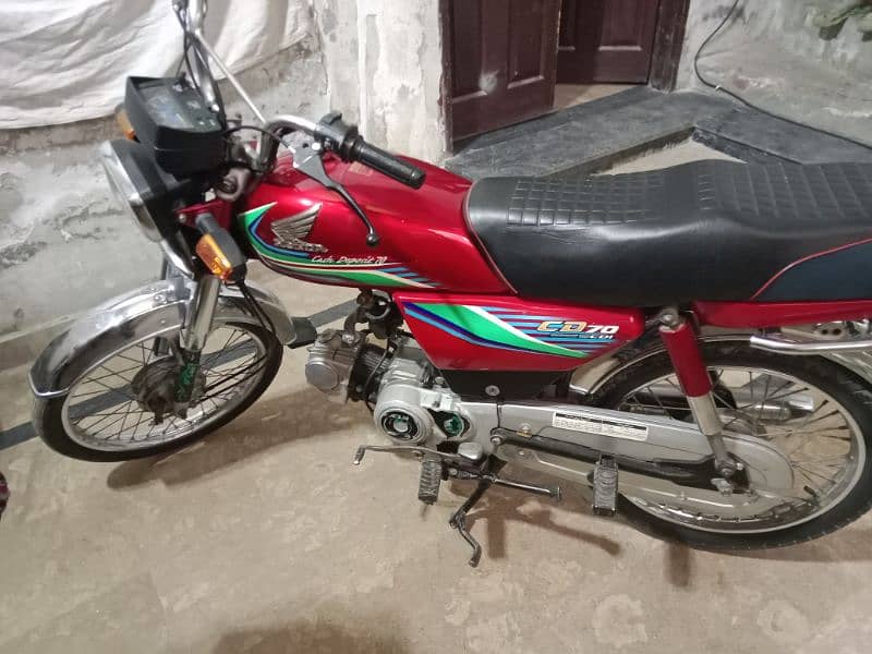 Honda CD 70 model 2018 O3OO84/49/88O 4