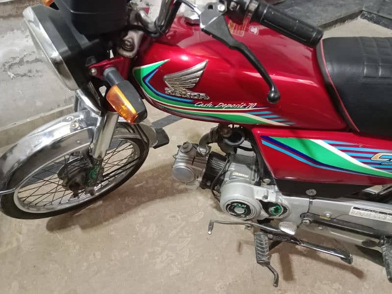 Honda CD 70 model 2018 O3OO84/49/88O 7