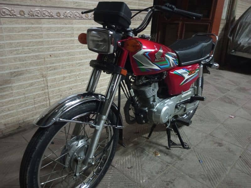 Honda 125 Karachi number 1