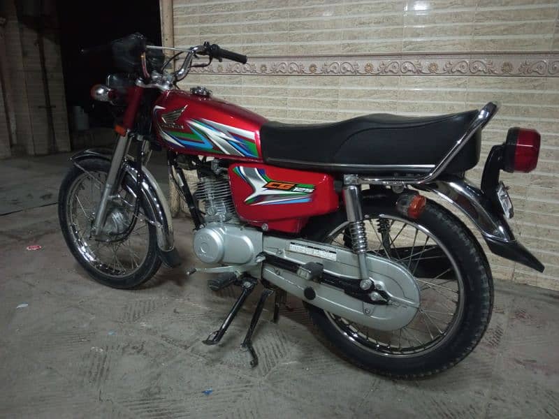 Honda 125 Karachi number 3