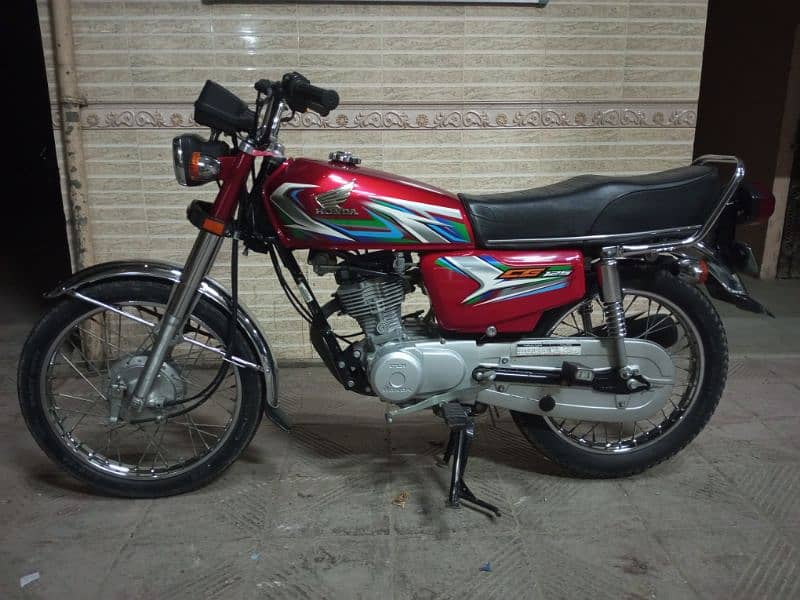 Honda 125 Karachi number 5