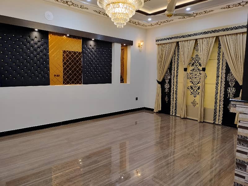 1 kanal house for sale 6 beds cinema hall wapda town Lahore Pakistan 10