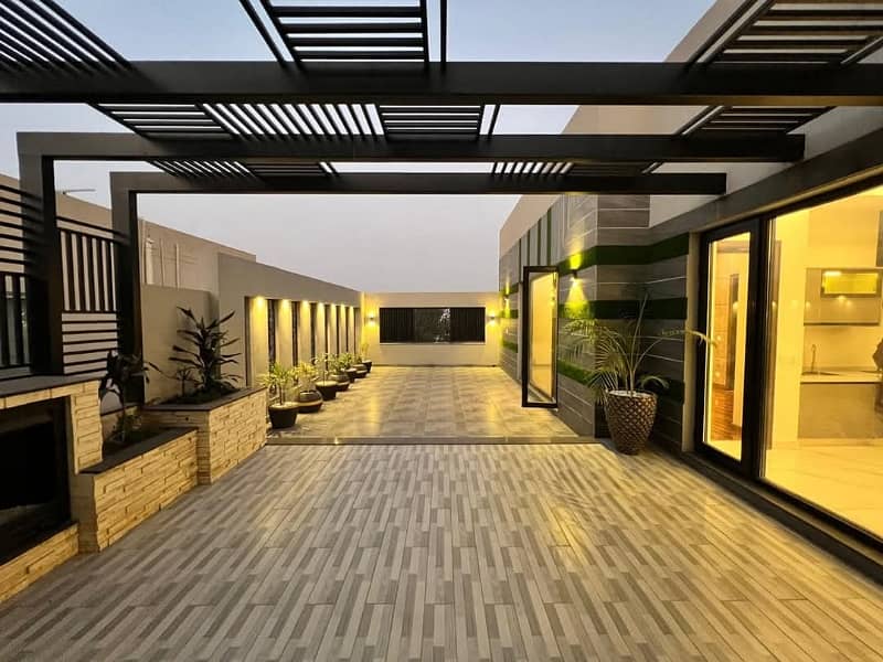 20 Marla New House Available For Sale 80 Feet Road Valencia Town Lahore Pakistan 31