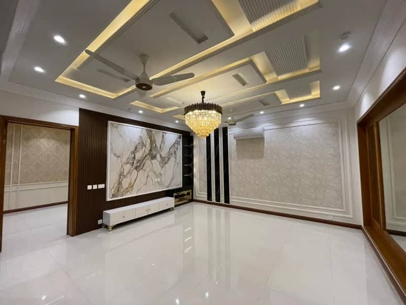 20 Marla New House Available For Sale 80 Feet Road Valencia Town Lahore Pakistan 36